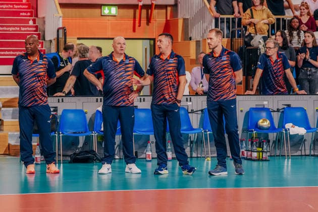 GER, Volleyball, European Championship Dress Rehearsal, Friendly Match, Germany vs. Netherlands, September 4, 2026; Coach Joel Banks (C), Netherlands; Photo: HMB Media, Etienne Schlick Copyright: HMBxMedia EtiennexSchlick