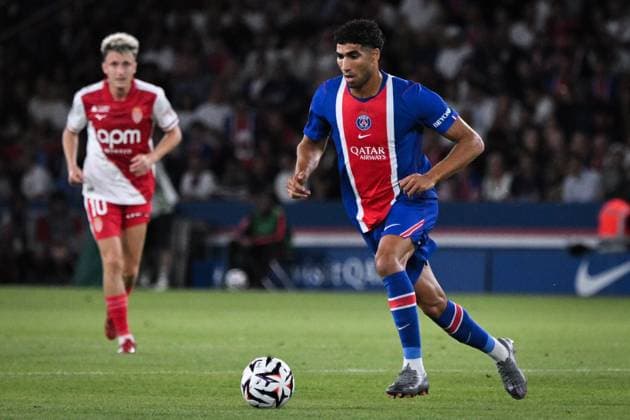 September 4, 2026, Paris, Å½Le-De-France, France: PARIS, FRANCE - SEPTEMBER 4, 2026: Paris Saint-GermainÃ¢â‚¬â ¢s defender Achraf Hakimi controls the ball during the French L1 football match between Paris Saint-Germain and AS Monaco at the Parc des Princes stadium in Paris on September 4, 2026. Paris France - ZUMAq101 20260904_zna_q101_184 Copyright: xFirasxAbdullahx