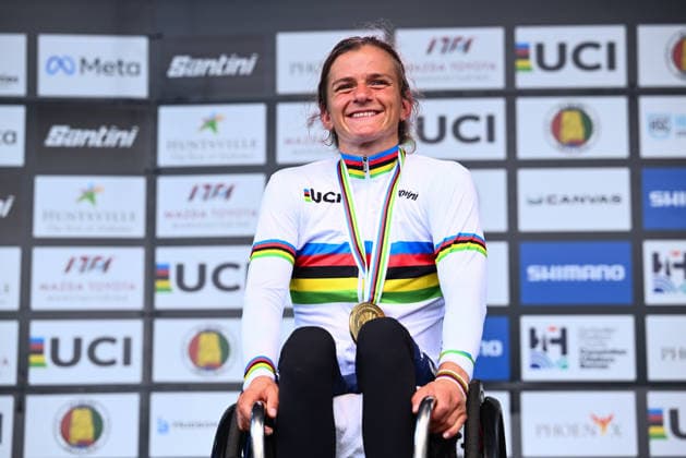 2026 UCI Para-cycling Road World Championships Picture by Olly Hassell SWpix.com - 04 09 2026 - Cycling - 2026 UCI Para-cycling Road World Championships - Huntsville, Alabama, United States of America - Women H2 Individual Time Trial (ITT) podium - Katerina Brim (USA) wins the Gold Medal to become World Champion Huntsville Cummings Research Park United States of America Copyright: x xSWpix.comx(t axPhotographyxHubxLtd)xOllyxHassell SWpix.comx SWP-3030-22330