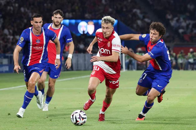 FOOTBALL : Paris Saint Germain Vs AS Monaco - Ligue 1 - 04 09 2026 Aleksandr Golovin (AS Monaco) Vs Joao Neves (Paris Saint Germain) - Fabian Ruiz (Paris Saint Germain) - Khvicha Kvaratskhelia (Paris Saint Germain) ParisFrance  Copyright: xMichaelxBaucherx