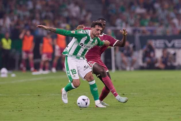 September 4, 2026, Seville, Spain: Troy Parrott (Real Betis Balompie) and Ibrahima Konate (Real Madrid CF) are seen in action during the LaLiga EA SPORTS 2026 2027 match between Real Betis Balompie and Real Madrid CF.Final score: Real Betis Balompie 1-0 Real Madrid CF Seville Spain - ZUMAs197 20260904_aaa_s197_454 Copyright: xFedericoxTitonex