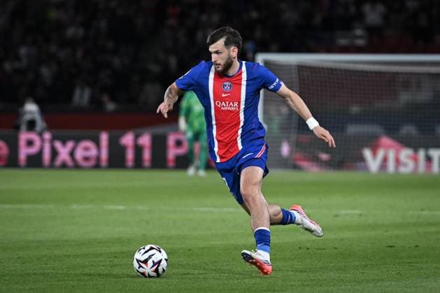 September 4, 2026, Paris, Å½Le-De-France, France: PARIS, FRANCE - SEPTEMBER 4, 2026: Paris Saint-GermainÃ¢â‚¬â ¢s forward Khvicha Kvaratskhelia controls the ball during the French L1 football match between Paris Saint-Germain and AS Monaco at the Parc des Princes stadium in Paris on September 4, 2026. Paris France - ZUMAq101 20260904_zna_q101_257 Copyright: xFirasxAbdullahx