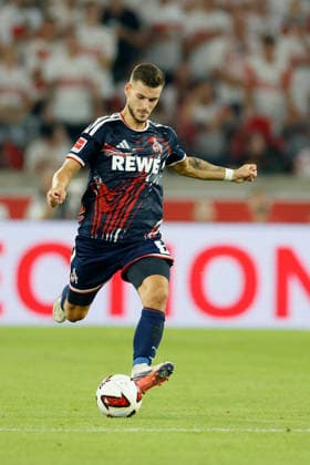 v.l.n.r.: Tom Krauß (1. FC Köln), im Bundesliga-Spiel zwischen dem VfB Stuttgart und dem 1. FC Köln in der MHP Arena, Stuttgart, Deutschland, am 4. September 2026. in action during the Bundesliga match between VfB Stuttgart and 1. FC Köln at the MHP Arena, Stuttgart, Germany, on September 4, 2026. DFB DFL REGULATIONS PROHIBIT ANY USE OF PHOTOGRAPHS AS IMAGE SEQUENCES AND OR QUASI-VIDEO, *** From left to right: Tom Krauß of 1 FC Köln, in action during the Bundesliga match between VfB Stuttgart and 1 FC Köln at the MHP Arena in Stuttgart, Germany, on September 4, 2026, Stuttgart, Germany, on September 4, 2026. DFB and DFL regulations prohibit any use of photographs as image sequences and or quasi-video, Copyright: HMBxMedia xHeikoxBecker