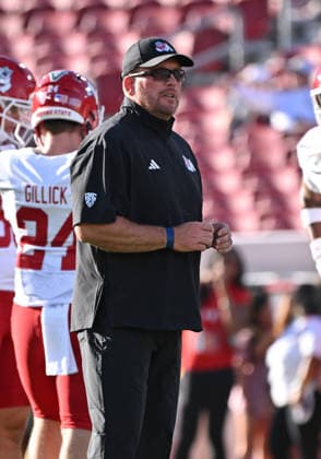 LOS ANGELES, CA - SEPTEMBER 04: Fresno State Bulldogs head coach Matt Entz on the field prior to the game between the USC Trojans and the Fresno State Bulldogs on September 04, 2026 at Los Angeles Memorial Coliseum in Los Angeles. (Photo by David Dennis Icon Sportswire) COLLEGE FOOTBALL: SEP 04 Fresno State at USC EDITORIAL USE ONLY Icon26090407