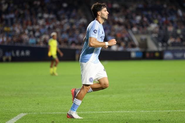 September 4, 2026, Bronx, New York, USA: KEVIN O TOOLE (22) of New York City FC runs during the first half of the match between New York City FC and Nashville SC at Yankee Stadium in Bronx, New York, USA. Soccer 2026: New York City FC Vs. Nashville SC  - ZUMAc295 20260904_zsp_c295_008 Copyright: xJosexContrerasx