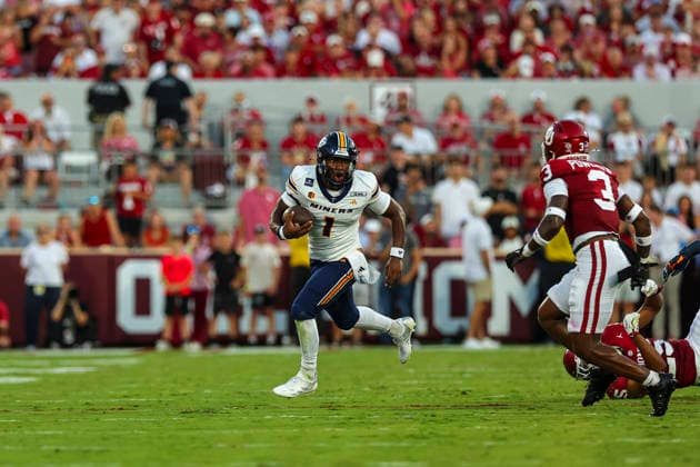 NORMAN, OK - SEPTEMBER 04: UTEP Miner quarterback EJ Colson Jr (1) runs with the ball during the college football game between the Oklahoma Sooners and the UTEP Miners on September 04, 2026 at Gaylord Family Oklahoma Memorial Stadium in Norman, OK. (Photo by Chad Hamilton Icon Sportswire) COLLEGE FOOTBALL: SEP 04 UTEP at Oklahoma EDITORIAL USE ONLY Icon260903052