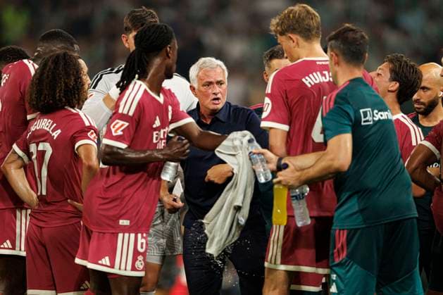 LaLiga EA SPORTS 2026 2027 - Real Betis Balompie and Real Madrid: Betis, Spain - 04 Sep 2026 Head Coach Jose Mourinho (Real Madrid) seen in action during LaLiga EA SPORTS 2026 2027 game between teams of Real Betis Balompie and Real Madrid Final Score: Real Betis Balompie 1-0 Real Madrid Seville Spain Copyright: xMaciejxRogowskix xSOPAxImagesx Maciej-Rogowski-1446798