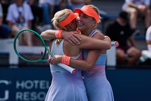 September 4, 2026, New York, New York, United States of America: Lyudmyla Kchenok of Ukraine, Nadiia Kichenok of Ukraine a warm hug after the matchpoint, celebrates the win of the match during the 2026 US Open - Tennis Championships Tennis 2026: US Open - Tennis Championships: 1st RD: KICHENOK KICHENOK 4:6 6:2 6:2 BARTUNKOVA OSORIO  - ZUMAs343 20260904_zsp_s343_088 Copyright: xMathiasxSchulzx