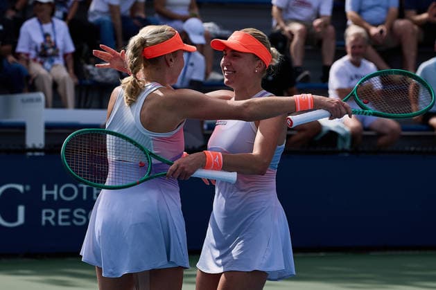 September 4, 2026, New York, New York, United States of America: Lyudmyla Kchenok of Ukraine, Nadiia Kichenok of Ukraine a warm hug after the matchpoint, celebrates the win of the match during the 2026 US Open - Tennis Championships Tennis 2026: US Open - Tennis Championships: 1st RD: KICHENOK KICHENOK 4:6 6:2 6:2 BARTUNKOVA OSORIO  - ZUMAs343 20260904_zsp_s343_092 Copyright: xMathiasxSchulzx