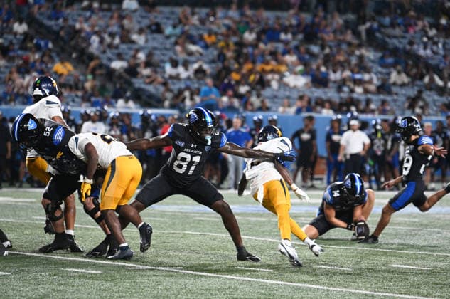 ATLANTA, GA - September 04: Georgia State Panthers TE Avion McBride (81) tries to deflect a rusher on a field goal attempts during game between the North Carolina A&T Aggies and the Georgia State Panthers on September 4, 2026 at Center Parc Credit Union Stadium in Atlanta, GA. (Photo by John Rivera Icon Sportswire) COLLEGE FOOTBALL: SEP 04 NC A&T at Georgia State EDITORIAL USE ONLY Icon426260904023
