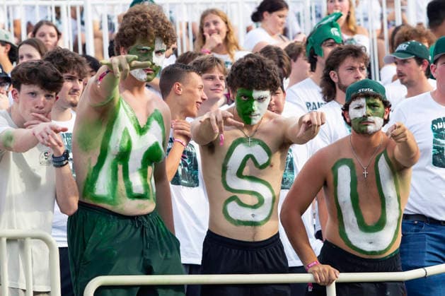 September 4, 2026, East Lansing, Michigan, U.S: Michigan State fans wait for kickoff before Michigan State s 30-20 win over Toledo at Spartan Stadium. NCAA, College League, USA Football 2026: Michigan State 30:20 Toledo  - ZUMAm242 20260904_aap_m242_011 Copyright: xScottxMapesx