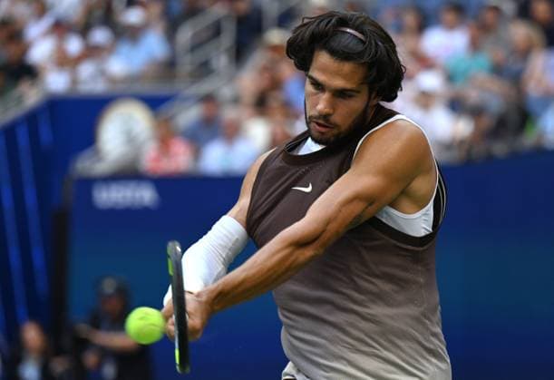 (260905) -- NEW YORK, Sept. 5, 2026 -- Carlos Alcaraz of Spain returns the ball during the men s singles third round match against Wu Yibing of China at the 2026 US Open tennis championships in New York, the United States, Sept. 4, 2026. ) (SP)U.S.-NEW YORK-TENNIS-US OPEN-MEN S SINGLES LixRui 