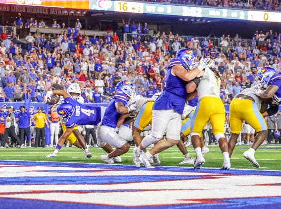 NCAA, College League, USA Football 2026: LIU Vs Kansas SEP 04 Sep 4, 2026: Kansas Jayhawks running back Jalen Dupree (4) scores a touchdown against Long Island Sharks in Lawrence, KS, USA; at Memorial Stadium. Mandatory Credit: Roman Puno-Cal Media (Credit Image: Â Roman Puno Cal Sport Media) Lawrence Ks USA EDITORIAL USE ONLY Copyright: xx ZUMA-20260904_zma_c04_073.jpg RomanxPunox csmphotothree517101