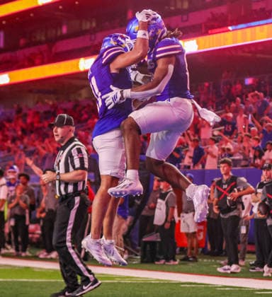 Sep 4, 2026: Kansas Jayhawks wide receiver Donald Collier (86) scores a touchdown against Long Island Sharks in Lawrence, KS, USA; at Memorial Stadium. Mandatory Credit: -Cal Media NCAA, College League, USA Football 2026: LIU Vs Kansas SEP 04  - ZUMAc04_ 20260904_zma_c04_071 Copyright: xRomanxPunox
