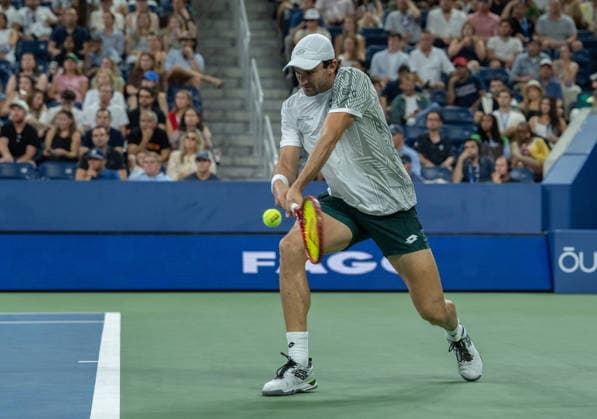 2026 US Open - Day 6 NEW YORK, NEW YORK - SEPTEMBER 4: Valentin Vacherot of Monaco returns a shot during his match against Frances Tiafoe of the United States during the 2026 US Open - Day 6 at USTA Billie Jean King National Tennis Center on September 4, 2026 in New York, New York. New York USTA Billie Jean King National Tennis Center New York United States Copyright: xSusanxMullane ISIxPhotosx 9751