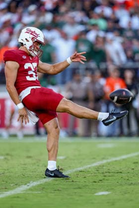 PALO ALTO, CA - SEPTEMBER 04: Stanford Cardinal punter Aidan Flintoft (37) punts the ball during a college football game between the Miami Hurricanes and Stanford Cardinal on September 4, 2026 at Stanford Stadium in Palo Alto, CA. (Photo by Trinity Machan Icon Sportswire) COLLEGE FOOTBALL: SEP 04 Miami at Stanford EDITORIAL USE ONLY Icon260904000163228
