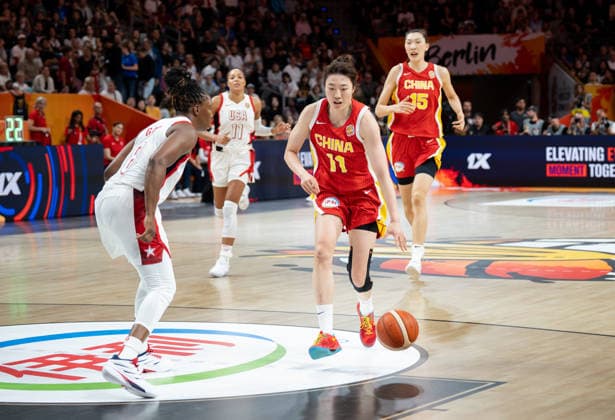 USA v China: Group D - FIBA Women s Basketball World Cup Germany 2026 Xinyu Luo plays during the FIBA Women s Basketball World Cup 2026 match between the United States and China in Berlin, Germany, on September 4, 2026. Berlin United States  Copyright: xMarcinxGolbax originalFilename:golba-unitedst260904_np69n.jpg