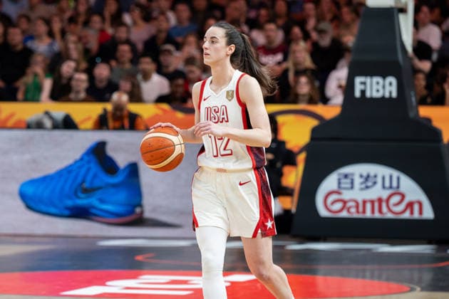 USA v China: Group D - FIBA Women s Basketball World Cup Germany 2026 Caitlin Clark plays during the FIBA Women s Basketball World Cup 2026 match between the United States and China in Berlin, Germany, on September 4, 2026. Berlin United States  Copyright: xMarcinxGolbax originalFilename:golba-unitedst260904_nphgD.jpg