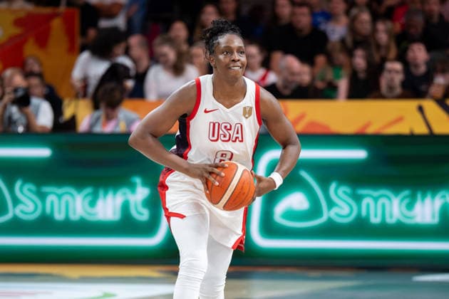USA v China: Group D - FIBA Women s Basketball World Cup Germany 2026 Chelsea Gray plays during the FIBA Women s Basketball World Cup 2026 match between the United States and China in Berlin, Germany, on September 4, 2026. Berlin United States  Copyright: xMarcinxGolbax originalFilename:golba-unitedst260904_nppwp.jpg
