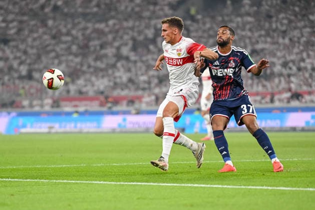 Grischa Proemel (VfB Stuttgart) und Linton Maina (1.FC Koeln) im Zweikampf waehrend des spiels der 1. Bundesliga zwischen VfB Stuttgart und 1. FC Koeln, MHPArena am 04. September 2026 in Stuttgart, Deutschland. (Foto von Harry Langer DeFodi Images) +++ Grischa Proemel (VfB Stuttgart) und Linton Maina (1.FC Koeln) battle for the ball during the Bundesliga match between VfB Stuttgart and 1. FC Koeln at MHPArena on September 4, 2026 in Stuttgart, Germany. (Photo by Harry Langer DeFodi Images) DFB DFL REGULATIONS PROHIBIT ANY USE OF PHOTOGRAPHS AS IMAGE SEQUENCES AND OR QUASI-VIDEO. (Photo by Harry Langer DeFodi Images) DFB DFL REGULATIONS PROHIBIT ANY USE OF PHOTOGRAPHS AS IMAGE SEQUENCES AND OR QUASI-VIDEO. - *** Grischa Proemel of VfB Stuttgart and Linton Maina of 1. FC Köln battle for the ball during the Bundesliga match between VfB Stuttgart and 1. FC Köln, at MHPArena on September 4, 2026, in Stuttgart, Germany. Photo by Harry Langer, DeFodi Images. Grischa Proemel of VfB Stuttgart and Linton Maina of 1. FC Köln battle for the ball during the Bundesliga match between VfB Stuttgart and 1. FC Köln at MHPArena on September 4, 2026 in Stuttgart, Germany. Photo by Harry Langer, DeFodi Images. DFB and DFL regulations prohibit any use of photographs as image sequences and or quasi-video. Photo by Harry Langer, DeFodi Images. DFB and DFL regulations prohibit any use of photographs as imSEQUENCES AND OR QUASI-VIDEO