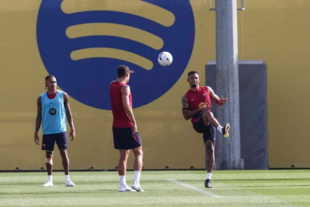 September 5, 2026, Sant Joan Despi, Barcelona, Spain: Gabriel Jesus and Raphinha during the training day of FC Barcelona, Barca ahead the Spanish League, Laliga EA Sports, football match against Valencia CF at Ciudad Esportiva Joan Gamper on September 05, 2026 in Sant Joan Despi, Barcelona, Spain. Sant Joan Despi Spain - ZUMAa181 20260905_zaa_a181_008 Copyright: xJavierxBorregox