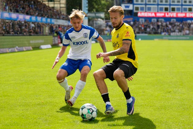 September 5, 2026, Hänsch Arena, Meppen, GER, 3. Liga, Matchday 4: SV Meppen vs. 1 FC Saarbrücken, Dominique Domröse (SV Meppen 2) vs. Niko Bretschneider (1 FC Saarbrücken) 28 DFL regulations prohibit any use of photographs as image sequences and or quasi-video. Meppen, Lower Saxony, Hänsch Arena