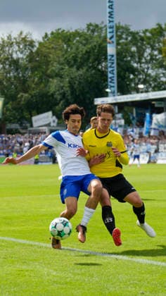 September 5, 2026, Hänsch Arena, Meppen, GER, 3. Liga, Matchday 4: SV Meppen vs. 1 FC Saarbrücken, Niclas Nadj (SV Meppen) 40 vs. Daniel Gleiber (1 FC Saarbrücken) 5. DFL regulations prohibit any use of photographs as image sequences and or quasi-video. Meppen, Lower Saxony, Hänsch Arena
