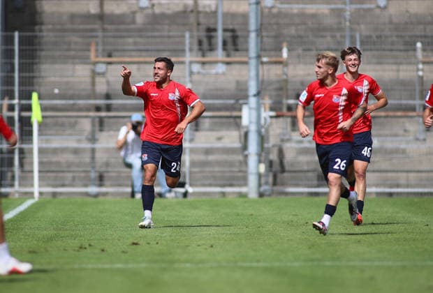 Soccer, Men s, Bavarian Regional League, 2026–2027 Season, SpVgg Unterhaching vs. FC Augsburg II, Amateurs 1–0 (goal by Moritz Müller Mueller, SpVgg Unterhaching), Celebration