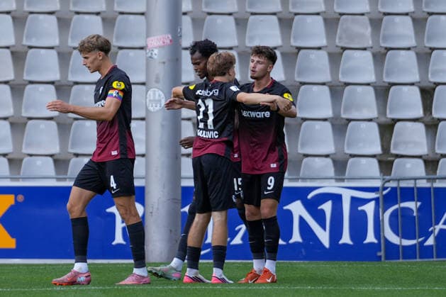 Mladen Mijajlovic, SC Freiburg II, 21, Leon Catak, SC Freiburg II, 09 goal celebration, emotions, shot on goal, finish, goal scored, goal, hit, Germany, soccer, Regionalliga Southwest, Matchday 5, 2026–2027, SC Freiburg II vs. TSV Steinbach Haiger, September 5, 2026, Dreisamstadion, Freiburg, Dreisamstadion, Baden-Württemberg, Germany Copyright: xArnexAmbergx