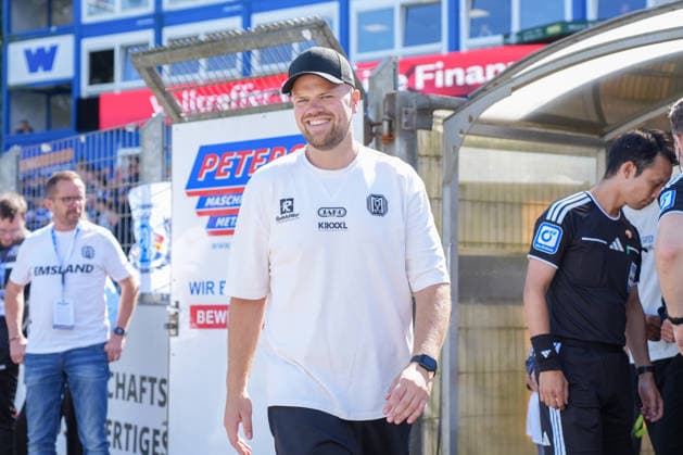German Soccer, 3rd Division, Matchday 4, Hänsch Arena, SV Meppen vs. 1 FC Saarbrücken; Lucas Beniermann, Coach, SV Meppen Copyright: xMichelxWittex