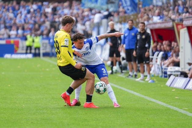 German Soccer, 3rd Division, Matchday 4, Hänsch Arena, SV Meppen vs. 1 FC Saarbrücken Tobias Mißner (SV Meppen), 3, vs. Alexander Staff (1 FC Saarbrücken), 29 Copyright: xMichelxWittex