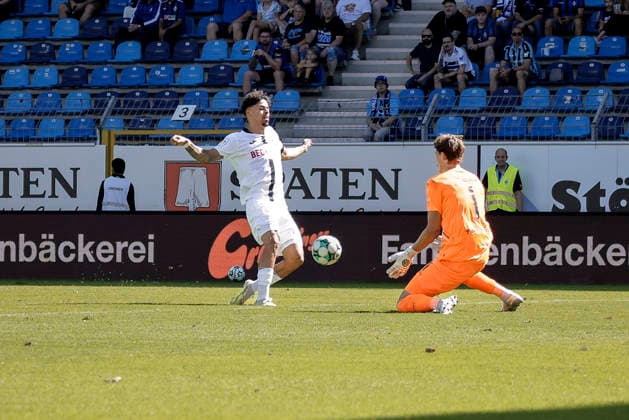September 5, 2026, xhettx, Soccer 3rd Division, SV Waldhof Mannheim vs. SC Verl (referee: Andre Leipold), SC Verl, Thijmen Nijhuis (SV Waldhof Mannheim) 20, 1, Offside