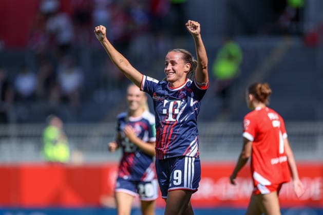 GER, Mainz, FSV Mainz 05 vs 1. FC Köln, Google Pixel Frauen Bundesliga, Fussball, DFB, Spielzeit 2026 2027, Bruchwegstadion, 3. Spieltag im Bild: Vanessa Leimenstoll (FC Köln Frauen 29), Tor, Jubel und Freude, Emotionen, 0:3 DFB DFL REGULATIONS PROHIBIT ANY USE OF PHOTOGRAPHS AS IMAGE SEQUENCES AND OR QUASI-VIDEO, 05.09.2026 *** GER, Mainz, FSV Mainz 05 vs. 1. FC Köln, Google Pixel Women s Bundesliga, Soccer, DFB, 2026–2027 Season, Bruchwegstadion, Matchday 3 in Pictures: Vanessa Leimenstoll (FC Köln Women), 29, Goal, Celebration and joy, emotions, 0–3 DFB DFL regulations prohibit any use of photographs as image sequences and or quasi-video, September 5, 2026 Copyright: HMBxMedia HendrikxHamelau