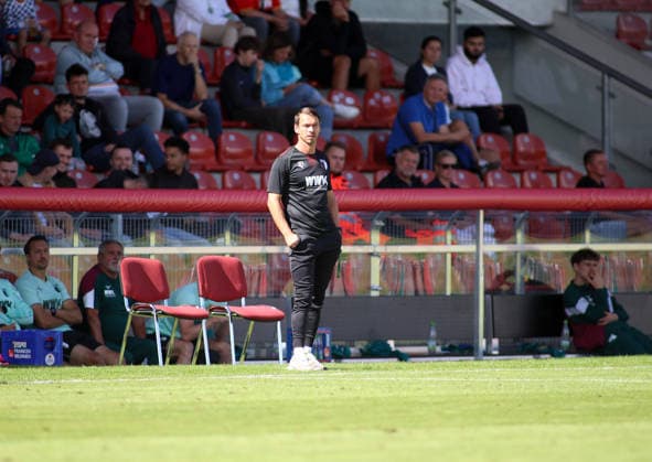 Soccer, Men s, Bavarian Regional League, 2026–2027 Season, SpVgg Unterhaching vs. FC Augsburg II, Amateurs: Markus Feulner, FC Augsburg II coach, standing on the sideline