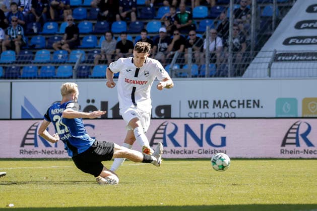 September 5, 2026, xhettx, Soccer 3rd Division, SV Waldhof Mannheim vs. SC Verl; Goal by Tim Heike (SC Verl), 25 —faster than Julian Rieckmann (SV Waldhof Mannheim), 21 —0–1