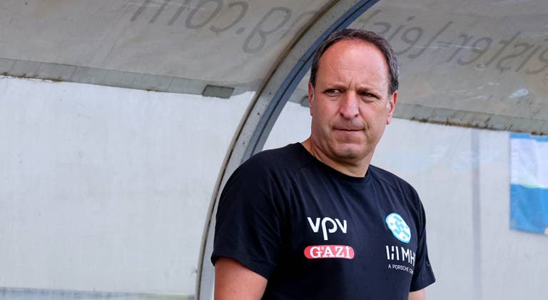 September 5, 2026, Germany, Stuttgart, Soccer, Regionalliga Südwest, SV Stuttgarter Kickers vs. 1 FSV Mainz 05 II, Kickers Coach Holger Bachthaler