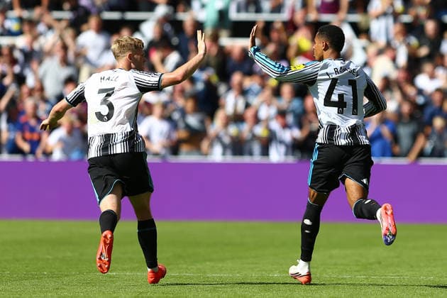 St James Park NEWCASTLE UPON TYNE, ENGLAND, SEPTEMBER 5: Lewis Hall (L) and Jacob Ramsey (R) of Newcastle United celebrate their teams second goal during a Premier League 2026-27 match between Newcastle United and AFC Bournemouth at St James Park on September 5, 2026 in Newcastle Upon Tyne, England. (Photo by Zach Forster Sports Press Photo) (Zach Forster Sports Press Photo SPP) Copyright: xZachxForster SportsxPressxPhotox xSPPx spp-en-ZaFoPrPh-spp26_zachf_0509_214