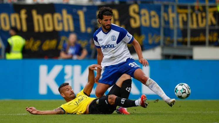 September 5, 2026, Hänsch Arena, Meppen, GER, 3. Liga, Matchday 4: SV Meppen vs. 1 FC Saarbrücken, Stefan Rankic, SV Meppen 33, vs. Kai Brünker, 1 FC Saarbrücken 9. DFL regulations prohibit any use of photographs as image sequences and or quasi-video. Meppen, Lower Saxony, Hänsch Arena