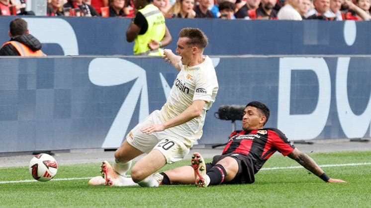 LEVERKUSEN, GERMANY - SEPTEMBER 5, 2026 : Michel Aebischer (1. FC Union Berlin, 20) and Equi Fernández (Bayer 04 Leverkusen, 6) tackling during the German Bundesliga match on gameday 2 between Bayer 04 Leverkusen vs. 1. FC Union Berlin at BayArena on September 5, 2026 in Leverkusen, Germany. DFL REGULATIONS PROHIBIT ANY USE OF PHOTOGRAPHS AS IMAGE SEQUENCES AND OR QUASI-VIDEO. Northrhine-Westphalia Germany Copyright: xAxelxKohringx