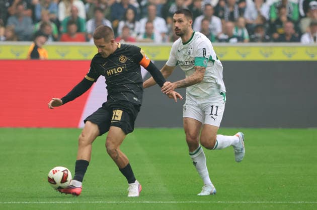 05.09.2026, Fussball, Herren, 1. Bundesliga, Saison 2026 2027, Borussia Mönchengladbach - SV 07 Elversberg, Lukas Pinckert (SV 07 Elversberg), Tim Kleindienst (Borussia Mönchengladbach) Mönchengladbach Ista-Borussia-Park Nordrhein-Westfalen Deutschland (DEU) *** September 5, 2026, Soccer, Men s, 1. Bundesliga, 2026–2027 season, Borussia Mönchengladbach vs. SV 07 Elversberg, Lukas Pinckert (SV 07 Elversberg), Tim Kleindienst (Borussia Mönchengladbach), Mönchengladbach, Ista, Borussia Park, North Rhine-Westphalia, Germany, DEU Copyright: xSebastianxBachx