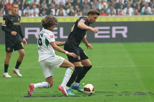 05.09.2026, Fussball, Herren, 1. Bundesliga, Saison 2026 2027, Borussia Mönchengladbach - SV 07 Elversberg, Lukas Petkov (SV 07 Elversberg), Wael Mohya (Borussia Mönchengladbach) Mönchengladbach Ista-Borussia-Park Nordrhein-Westfalen Deutschland (DEU) *** September 5, 2026, Soccer, Men s, 1. Bundesliga, 2026–2027 season, Borussia Mönchengladbach vs. SV 07 Elversberg, Lukas Petkov (SV 07 Elversberg), Wael Mohya (Borussia Mönchengladbach), Mönchengladbach, Ista, Borussia Park, North Rhine-Westphalia, Germany, DEU Copyright: xSebastianxBachx