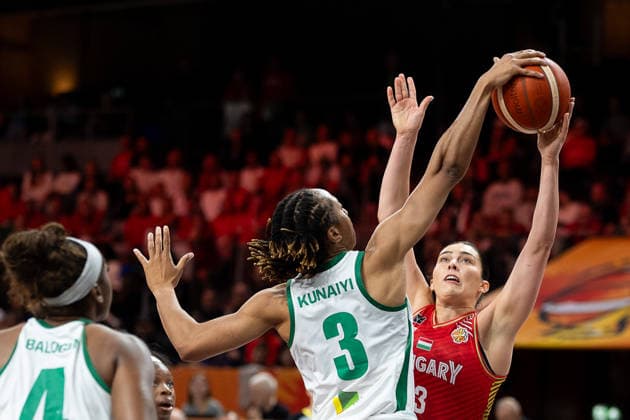 Pallas Kunaiyi (Nigeria), No. 03, blocks Agnes Torok (Hungary), No. 13, GER, Nigeria vs. Hungary, Basketball, 2026 FIBA Women s World Cup, Group Stage, Matchday 2, September 5, 2026, GER, Nigeria vs. Hungary, Basketball, FIBA Women’s World Cup 2026, Group Stage, Matchday 2, September 5, 2026, Berlin Copyright: xEibner-Pressefoto MaxxVincenx EP_MVN
