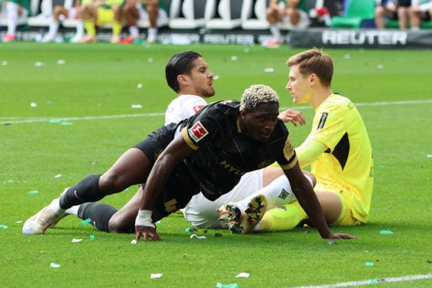 05.09.2026, Fussball, Herren, 1. Bundesliga, Saison 2026 2027, Borussia Mönchengladbach - SV 07 Elversberg, Torjubel zum 1:1, Torschütze: David Mokwa (SV 07 Elversberg) Mönchengladbach Ista-Borussia-Park Nordrhein-Westfalen Deutschland (DEU) *** September 5, 2026, Soccer, Men s, 1. Bundesliga, 2026–2027 season, Borussia Mönchengladbach vs. SV 07 Elversberg, goal celebration after the 1–1 equalizer, goal scorer David Mokwa, SV 07 Elversberg vs. Mönchengladbach, live at Borussia Park, North Rhine-Westphalia, Germany (DEU) Copyright: xSebastianxBachx