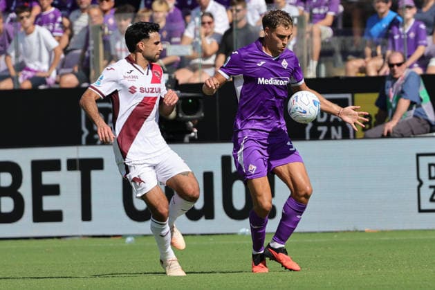 ACF Fiorentina v Torino FC- Campionato Serie A Mateo Pellegrino of ACF Fiorentina in action during the Italian Serie A football match between ACF Fiorentina and Torino F.C. ,on September 5 ,2026 at the Artemio-Franchi stadium in Florence. Firenze FI Italy  Copyright: xAndreaxMartinix originalFilename:martini-acffiore260905_npC8i.jpg