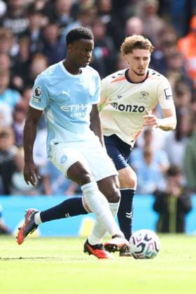 Marc Guà hi of Manchester City and Jack Rudoni of Coventry City in action. Manchester City v Coventry City, Premier League Football, Football, Etihad Stadium, Manchester, UK - 05 Sep 2026Manchester Etihad Stadium United Kingdom EDITORIAL USE ONLY No use with unauthorised audio, video, data, fixture lists, club league logos or live services. Online in-match use limited to 120 images, no video emulation. No use in betting, games or single club league player publications. Copyright: xRyanxBrowne Shutterstockx 17134976ce