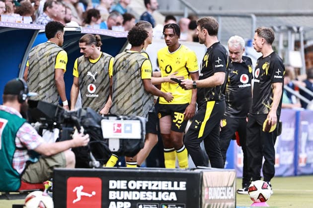 05.09.2026, xtvx, Fussball 1.Bundesliga, TSG 1899 Hoffenheim - Borussia Dortmund v.l. Filippo Mane (Borussia Dortmund) Verletzung (DFL DFB REGULATIONS PROHIBIT ANY USE OF PHOTOGRAPHS as IMAGE SEQUENCES and or QUASI-VIDEO) Sinsheim *** September 5, 2026, xtvx, Soccer 1st Bundesliga, TSG 1899 Hoffenheim vs. Borussia Dortmund, Filippo Mane (Borussia Dortmund) injury. DFL and DFB regulations prohibit any use of photographs as image sequences and or quasi-video. Sinsheim