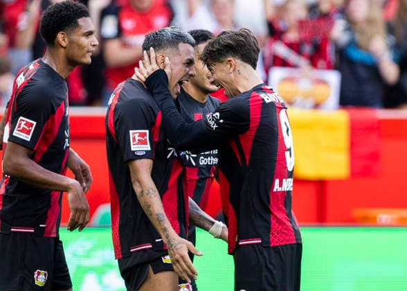 Leverkusen, Bayarena, 05.09.2026: Axel Facunda Medina of Leverkusen (L) celebrates scoring the 2:0 goal with Afonso Bastardo Moreira of Leverkusen during 1.Bundesliga Bayer 04 Leverkusen vs. FC Union Berlin. *** Leverkusen, Bayarena, September 5, 2026: Axel Facunda Medina of Leverkusen L celebrates scoring the 2-0 goal with Afonso Bastardo Moreira of Leverkusen during the Bundesliga match between Bayer 04 Leverkusen and FC Union Berlin