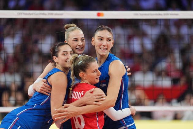 Turkiye v Serbia - CEV EuroVolley 2026 ISTANBUL, TURKIYE - SEPTEMBER 5: Players of Serbia celebrate after scoring during the CEV Women s European Volleyball Championship semifinal match between Turkiye and Serbia at Sinan Erdem Sports Hall in Istanbul, Turkiye, on September 5, 2026. Cemal Yurttas Anadolu Istanbul Turkey. Editorial use only. Please get in touch for any other usage.  Copyright: x2026xAnadoluxCemalxYurttasx