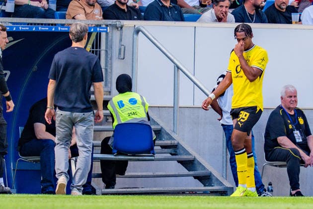 1. Bundesliga, 2. Spieltag, TSG 1899 Hoffenheim vs. Borussia Dortmund am 05.09.2026 Filippo Mane mit einer Verletzung und Auswechselung verletzt sich WICHTIGER HINWEIS: Gemäß den Vorgaben der DFL und des DFB ist es untersagt, in dem Stadion und oder vom Spiel angefertigte Fotoaufnahmen in Form von Sequenzbildern und oder videoähnlichen Fotostrecken zu verwerten bzw. verwerten zu lassen. *** Bundesliga 1, Matchday 2, TSG 1899 Hoffenheim vs. Borussia Dortmund on September 5, 2026. Filippo Mane is injured and substituted. IMPORTANT NOTICE: In accordance with DFL and DFB regulations, it is prohibited to use or allow the use of photographs taken in the stadium and or during the match in the form of sequential images and or video-like photo series. Copyright: xBahhoxKarax