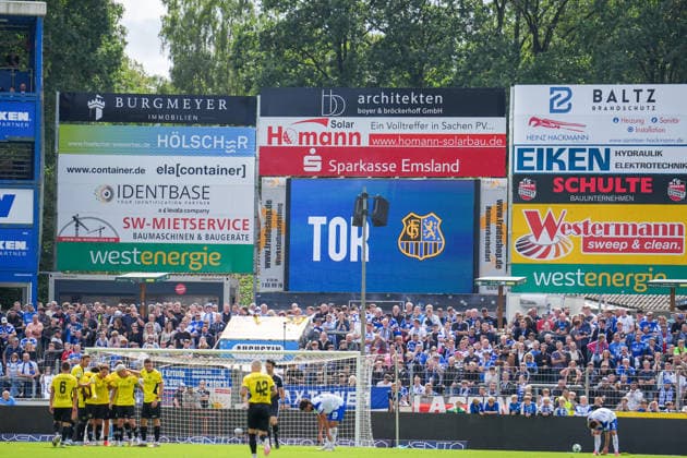 German Soccer, 3rd Division, Matchday 4, Hänsch Arena, SV Meppen vs. 1 FC Saarbrücken: Celebrations after Saarbrücken s 0–2 goal; goal scorer: Florian Pick, 1 FC Saarbrücken, 20 Copyright: xMichelxWittex
